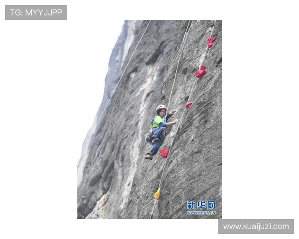 重庆攀岩队与上海攀岩队技术对比赛后分析与复盘探讨