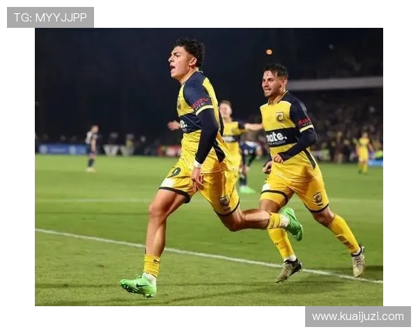 中部海岸海员与悉尼FC激战正酣争夺澳超联赛荣耀之巅