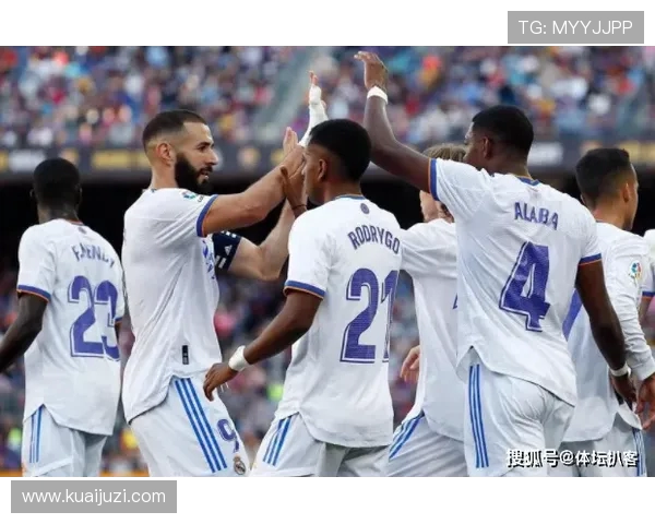 瓦斯科与戈亚尼激战正酣争夺联赛关键三分的精彩对决