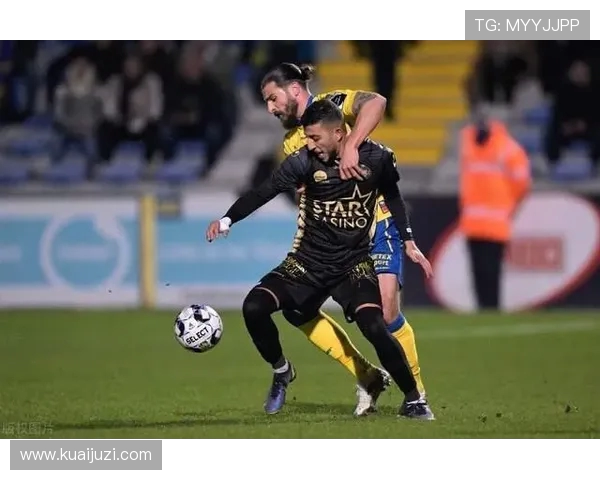 福冈黄蜂与东江绿荫的激烈对决谁能笑到最后精彩赛事即将上演 福冈黄蜂与东江绿荫的激烈对决谁能笑到最后精彩赛事即将上演