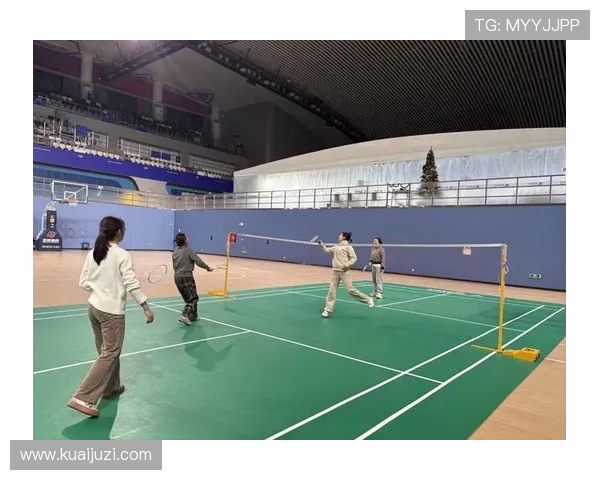 西安羽毛球队的意识提升与团队精神探讨 西安羽毛球队的意识提升与团队精神探讨