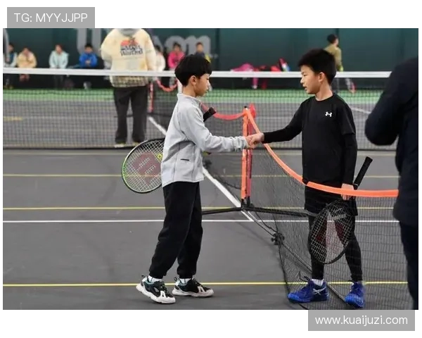 上海网球队在世界杯中的比赛经验与表现分析与点评