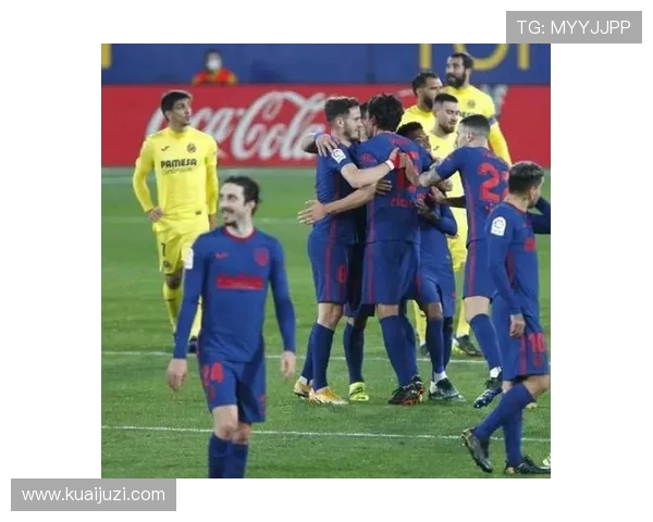 杭州足球队强势领跑大师赛积分榜66分优势显著